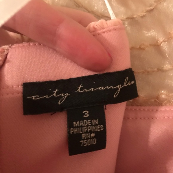 NWT David’s Bridal Petal Pink Halter Dress - Picture 4 of 4